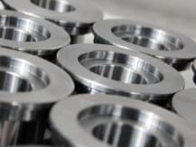 如何构建一个节省空间，高精度的可变电源测试环境